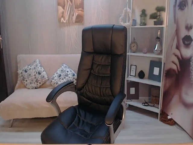 Live sex webcam photo for GoddesSophy #264754984
