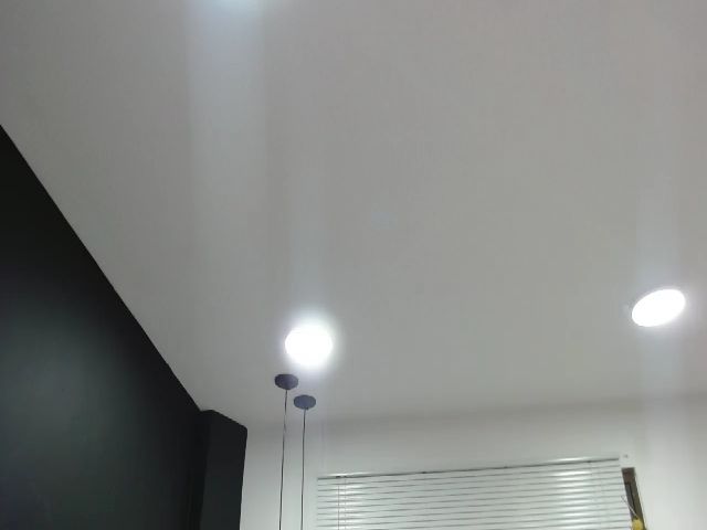 Live sex webcam photo for ShenLong3 #261087584