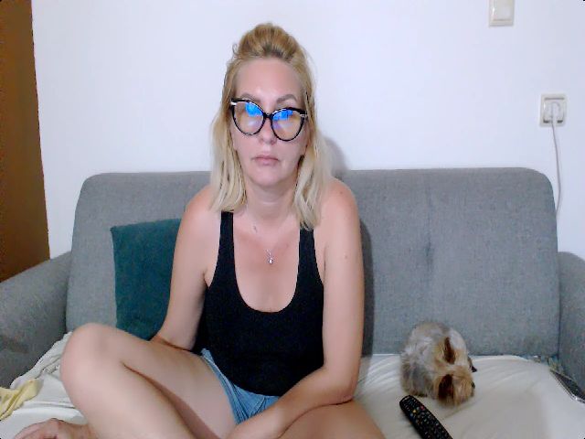 Live sex webcam photo for Stephycute #256033652