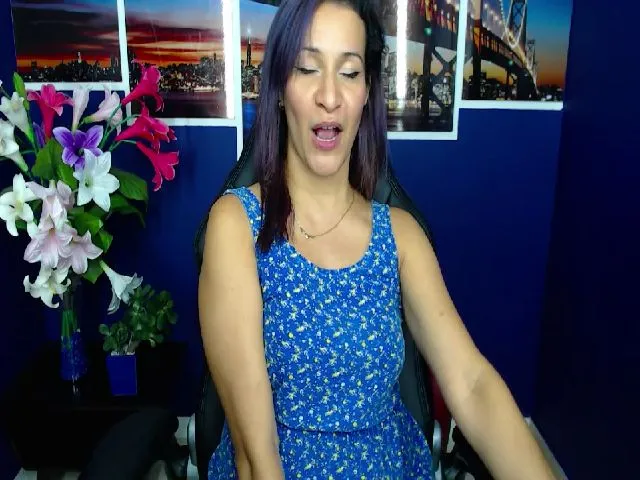 Live sex webcam photo for Infernalsexx #254911555