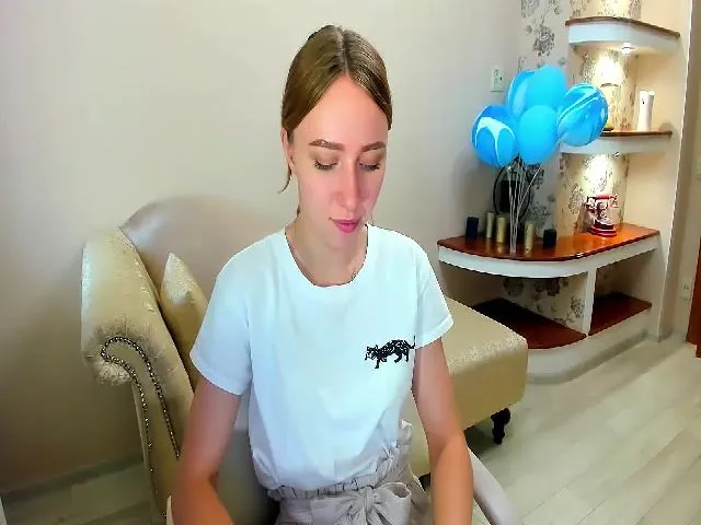 Live sex webcam photo for CrystalSsoul #253745840
