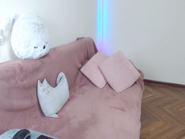 Live sex webcam photo for Lovely_hayley #257810003