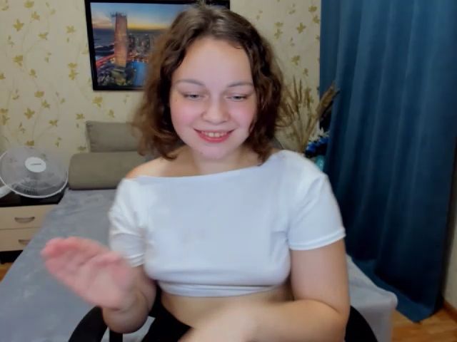 Live sex webcam photo for LanaCutie #258386793