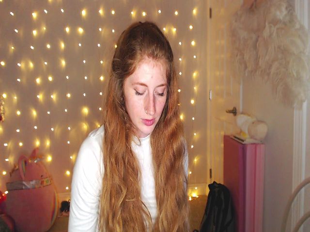 Live sex webcam photo for SweetMango_ #259673841