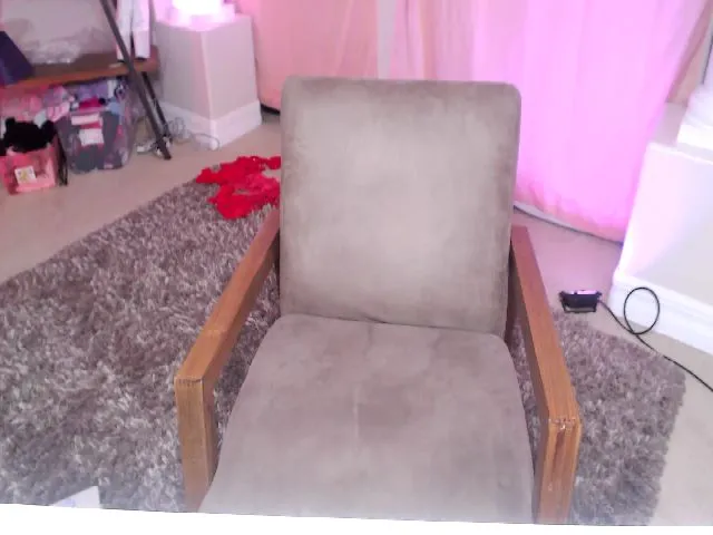 Live sex webcam photo for AtomicMilf #265287399