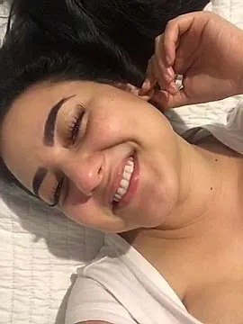 Live sex webcam photo for Cleopatra_341 #243633968