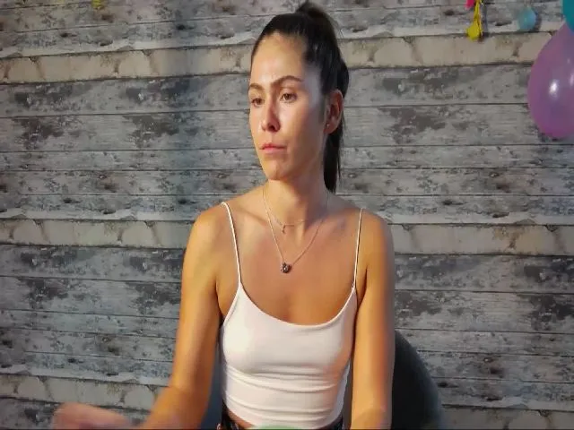 Live sex webcam photo for Naiadde #253161573