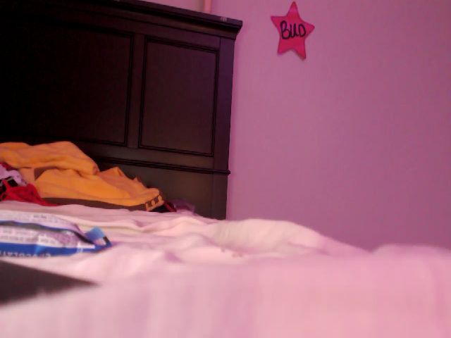 Live sex webcam photo for EmmyLove #261181111