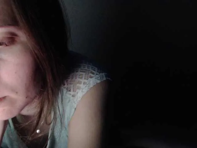 Live sex webcam photo for Emmi-li #241339406