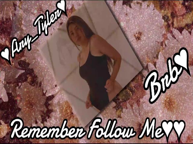 Live sex webcam photo for Arianatylerr #253476895