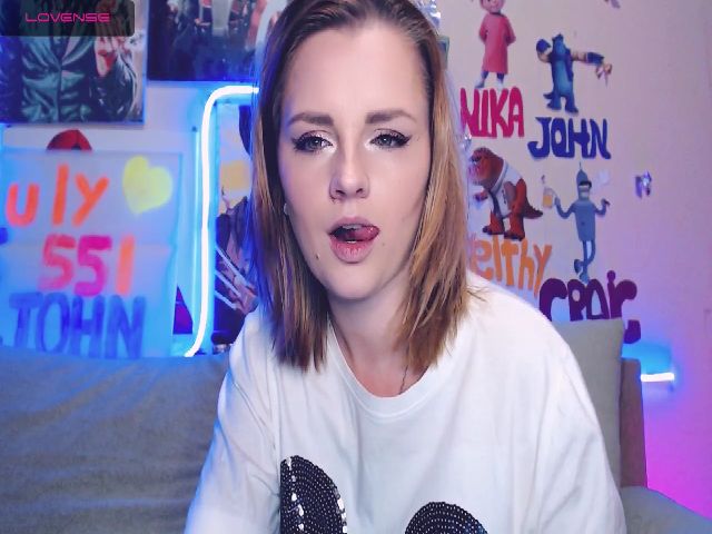 Live sex webcam photo for Nika_Cakes #258153941