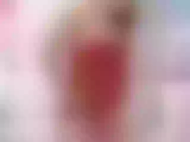 Live sex webcam photo for CarolaSallow #241102995