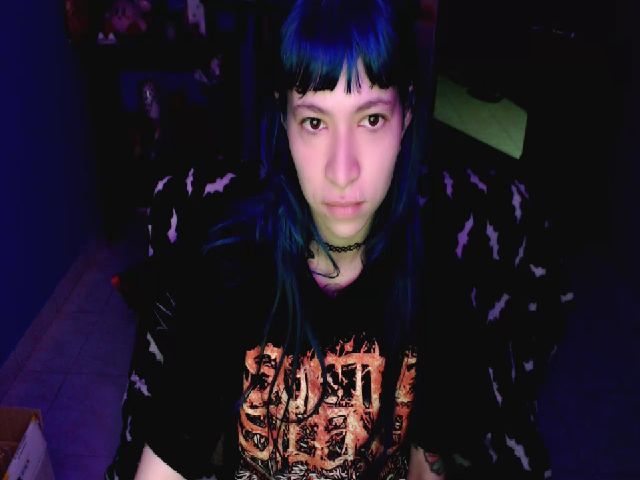 Live sex webcam photo for umaru_michae #260572404