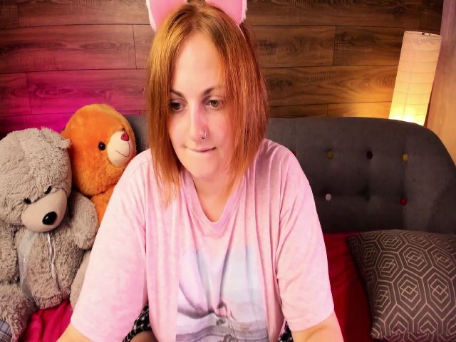 Live sex webcam photo for AliceCutePerv #255609501