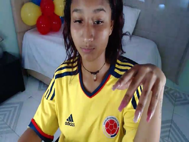 Live sex webcam photo for CRISSSVHM #255726295