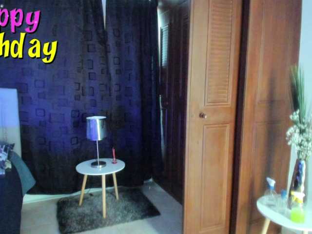Live sex webcam photo for ZAMMARA #250855568