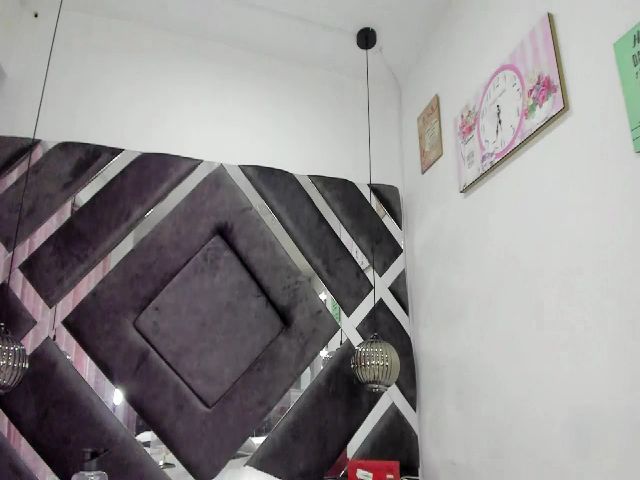 Live sex webcam photo for Violeta_aroca #287856562