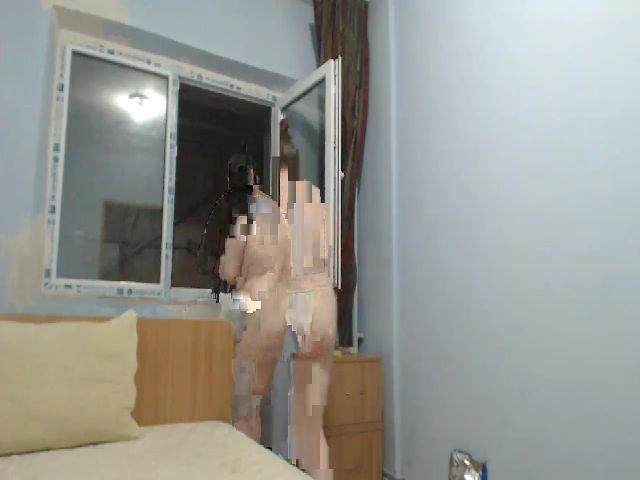 Live sex webcam photo for DouxMystere #262247283