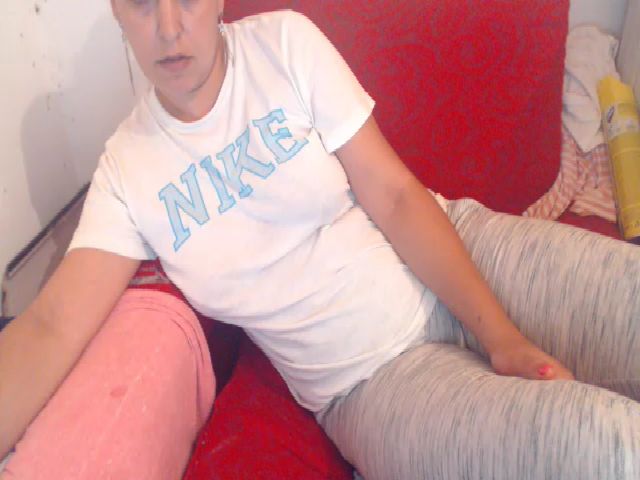 Live sex webcam photo for Carlastar00 #260344411