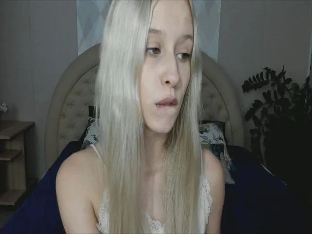 Live sex webcam photo for Tery_Hether #258268561