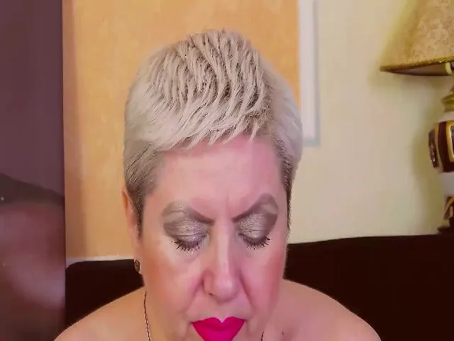 Live sex webcam photo for LADY__POSH #254999827