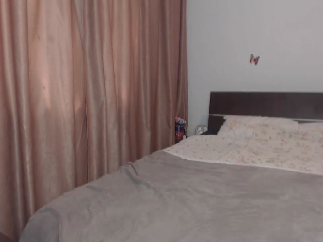 Live sex webcam photo for SofiaSarah #253707041