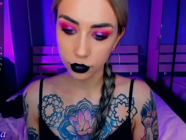 Live sex webcam photo for KaprinaGirrs #241018725