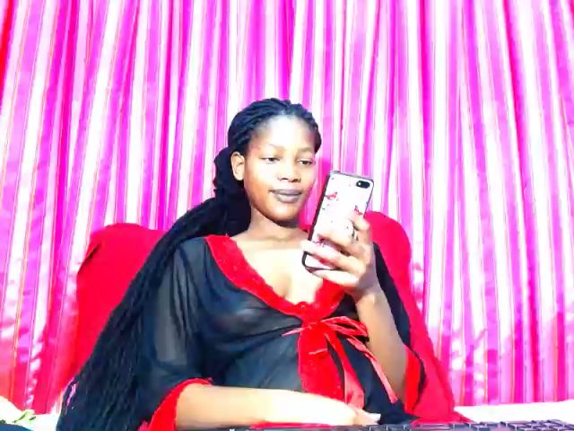 Live sex webcam photo for Aaliyah98x #261369215