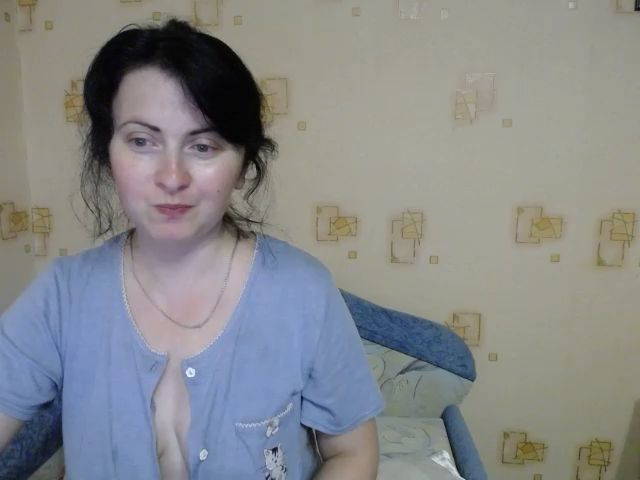 Live sex webcam photo for Alice2005 #258366233