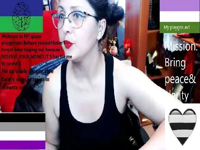 Live sex webcam photo for ImperatrizaS #262947372