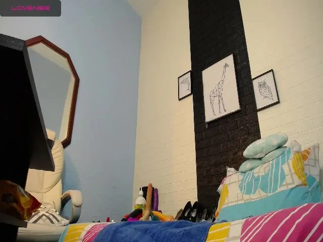 Live sex webcam photo for Cami_bejarano #262518428