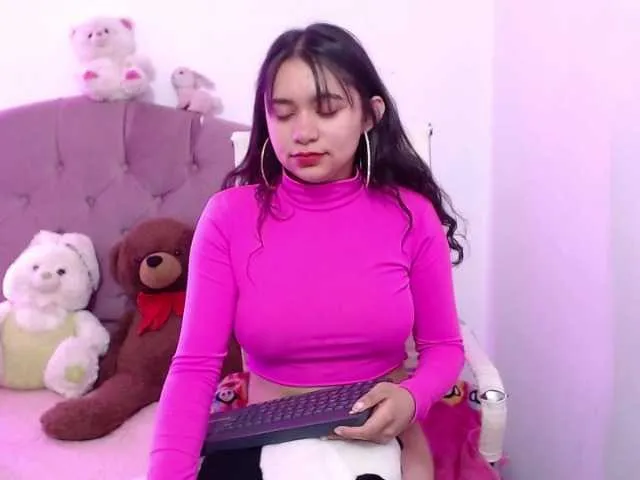 Live sex webcam photo for scarlet-gold #244918918