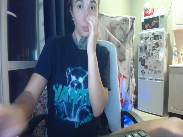 Live sex webcam photo for Angie_Wild #259627386