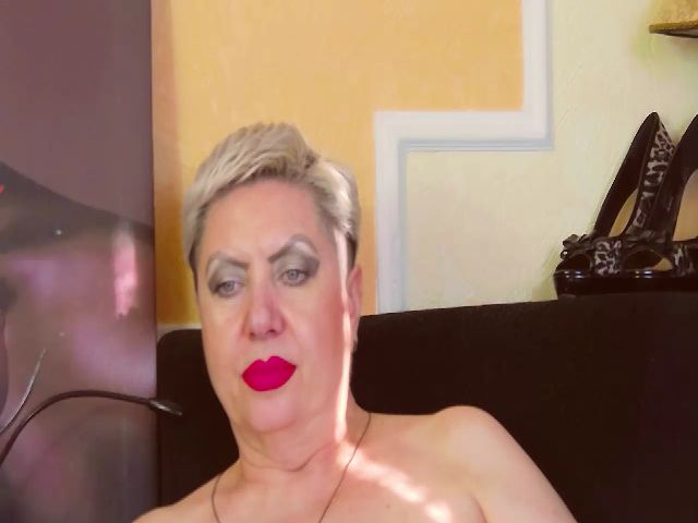 Live sex webcam photo for LADY__POSH #261874122