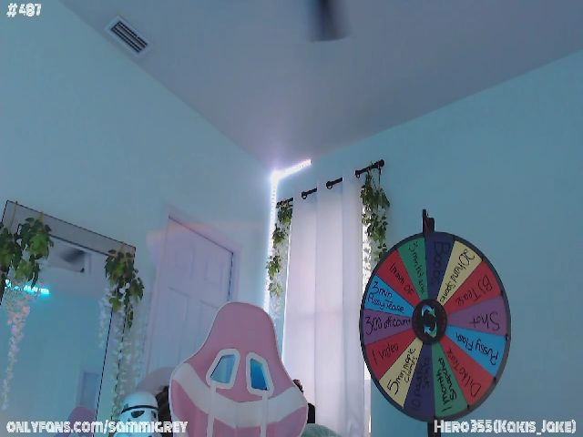 Live sex webcam photo for Sammigrey_ #254916333