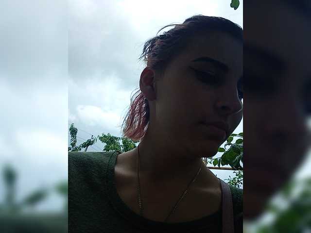 Live sex webcam photo for Polly40 #246778359