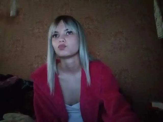 Live sex webcam photo for MiraPics #242972784