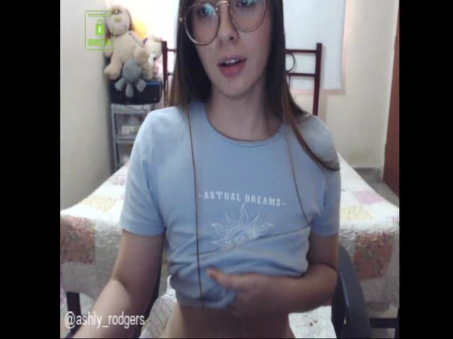 Live sex webcam photo for ashly_rodgers #252844738