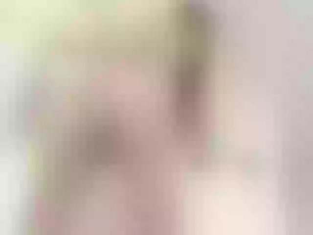 Live sex webcam photo for SuperSexyNat #252352850