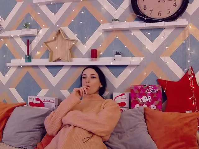 Live sex webcam photo for KariNeal #241143778