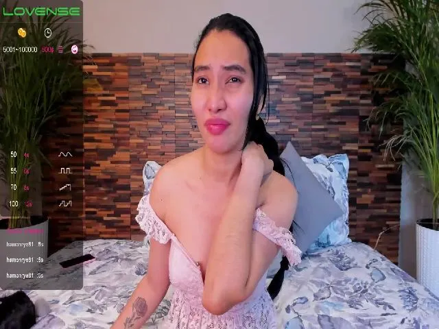 Live sex webcam photo for Alanna_Brown #262398460
