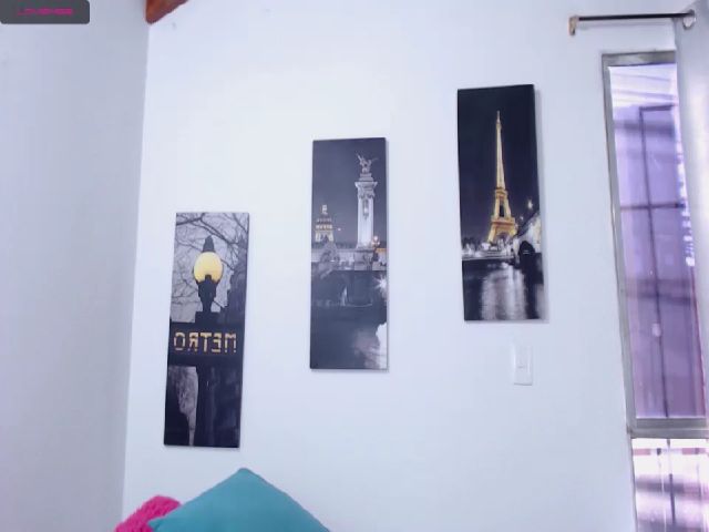 Live sex webcam photo for Alessiafioore #255927751