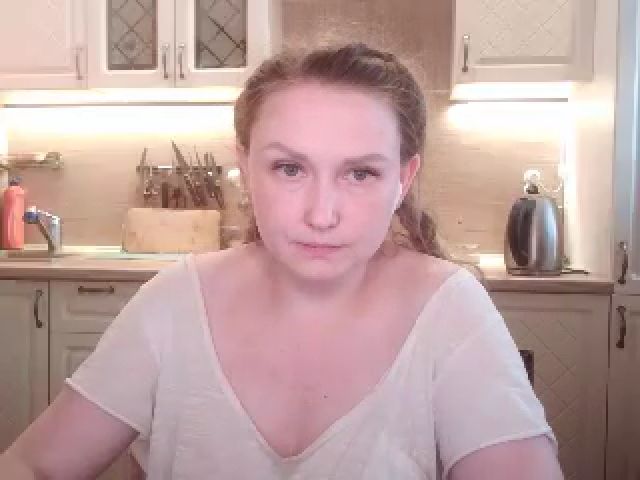 Live sex webcam photo for JaneGrey111 #252883871