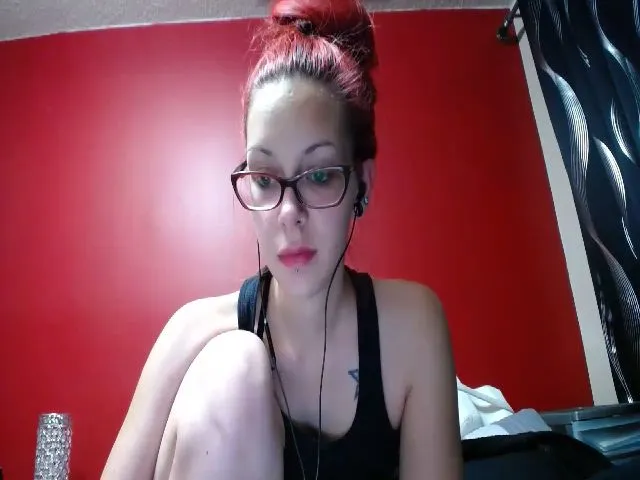 Live sex webcam photo for ZombieGirlX #256128401