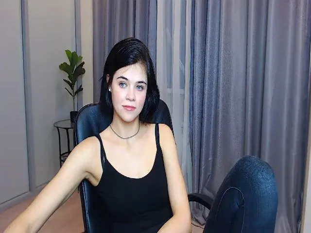 Live sex webcam photo for Hello_Alex #255121191