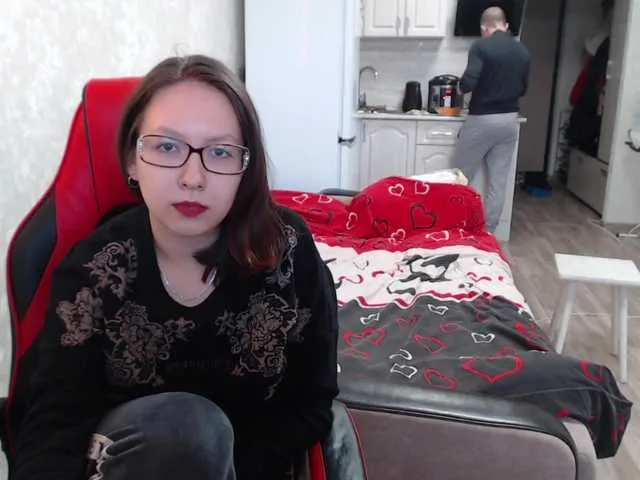 Live sex webcam photo for GreatCouple1 #240992927