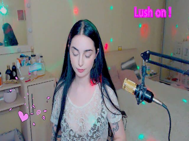 Live sex webcam photo for sunshinebabee #255209796