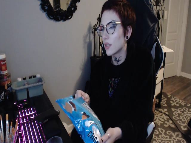 Live sex webcam photo for Painbaby #253983467