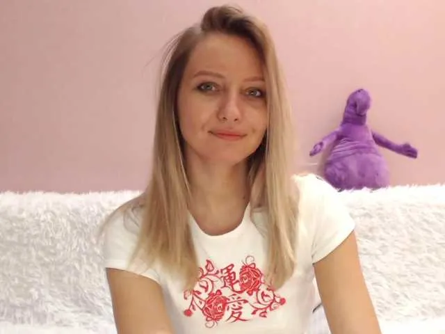 Live sex webcam photo for Gamora- #241365802