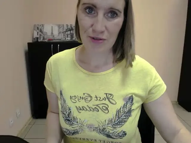 Live sex webcam photo for ChloePlay #263201522